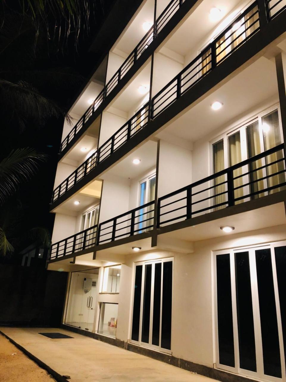 Hotel Ocean Edge Hikka Hikkaduwa Exterior foto